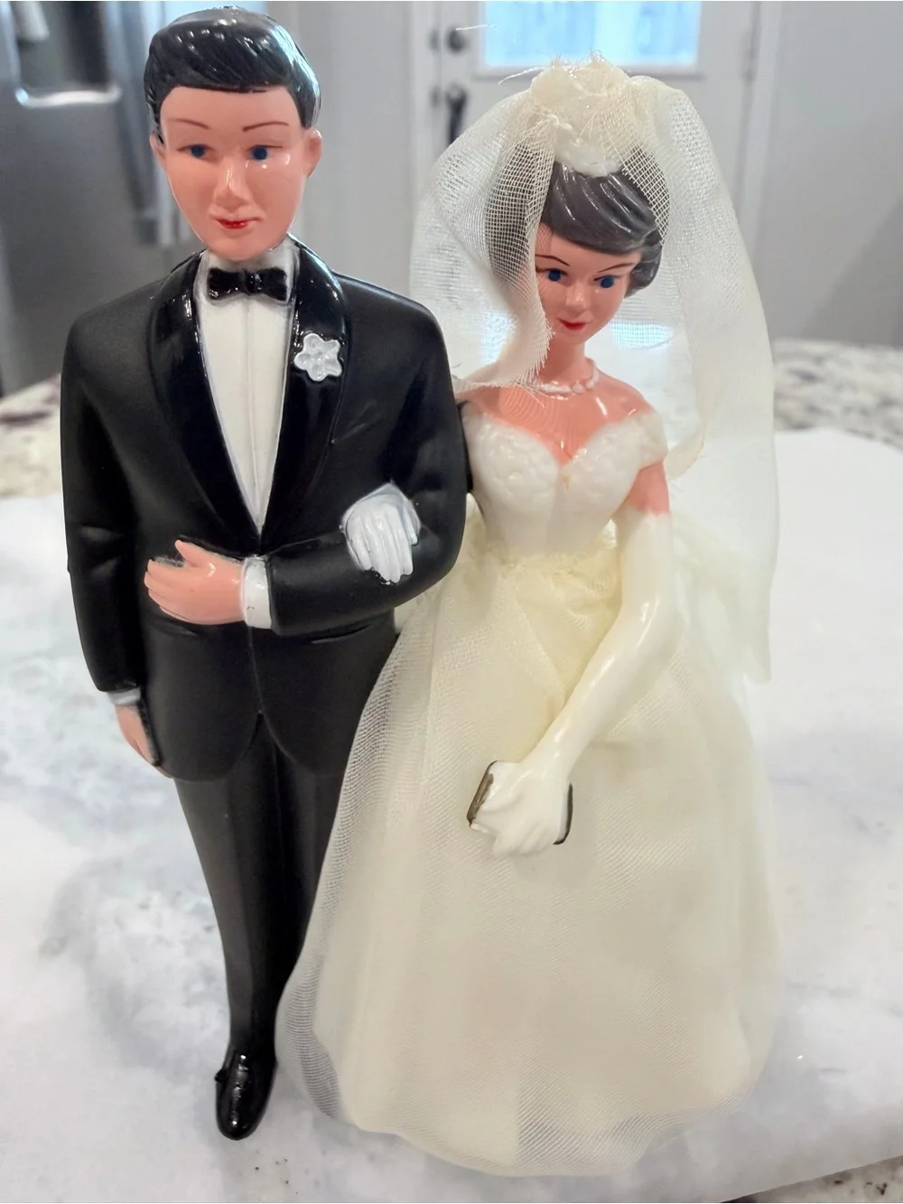 Vintage Wilton Bride & Groom Wedding Cake Topper Veil Plastic White Black 1988